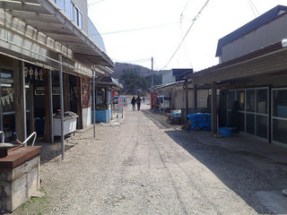 201204213007s.jpg